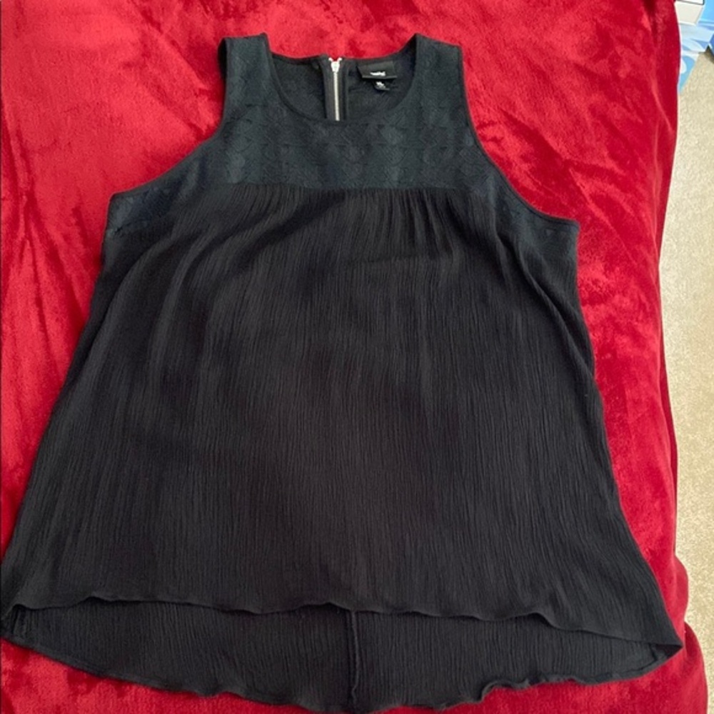 Mossimo Supply Co Black Asymmetrical Sleeveless Tank Top